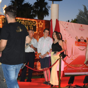 SHOW ALFOMBRA ROJA HOLLIWOOD